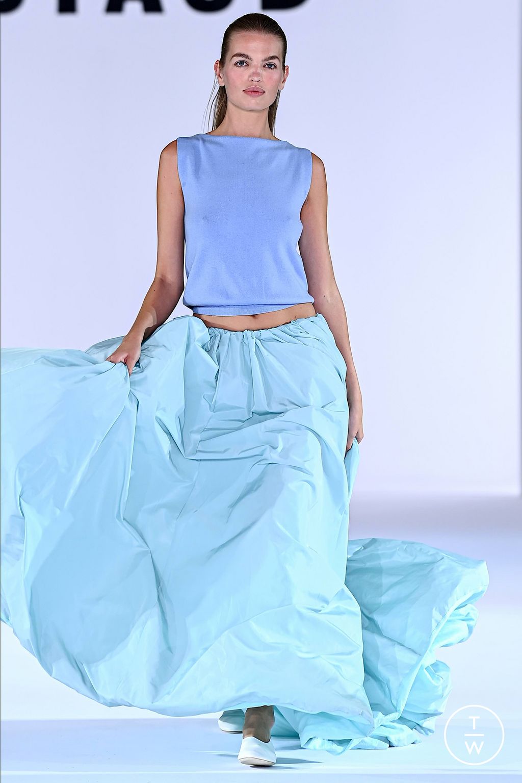 Fashion Week New York Spring/Summer 2024 look 7 de la collection Staud womenswear