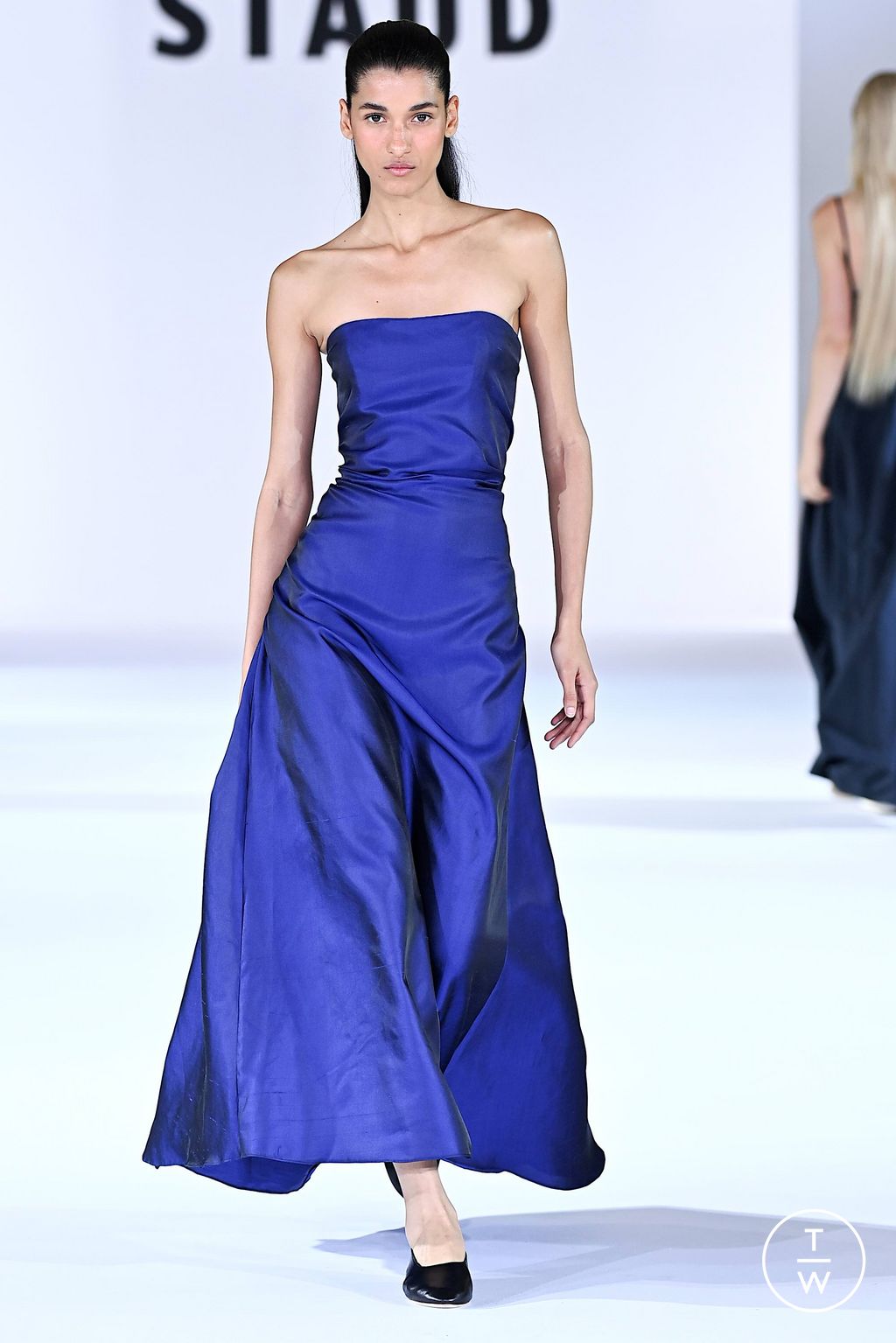 Fashion Week New York Spring/Summer 2024 look 11 de la collection Staud womenswear
