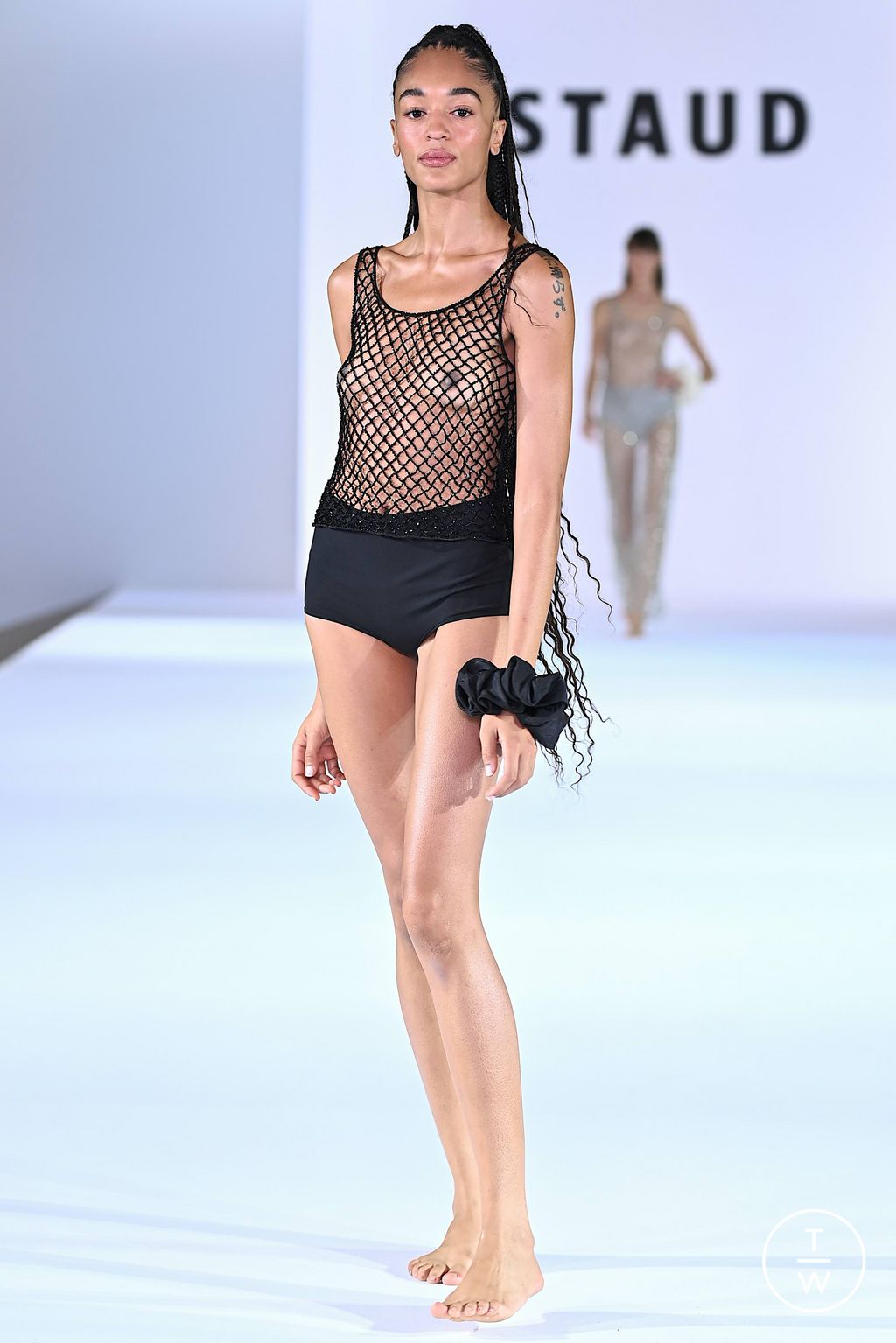 Fashion Week New York Spring/Summer 2024 look 14 from the Staud collection 女装