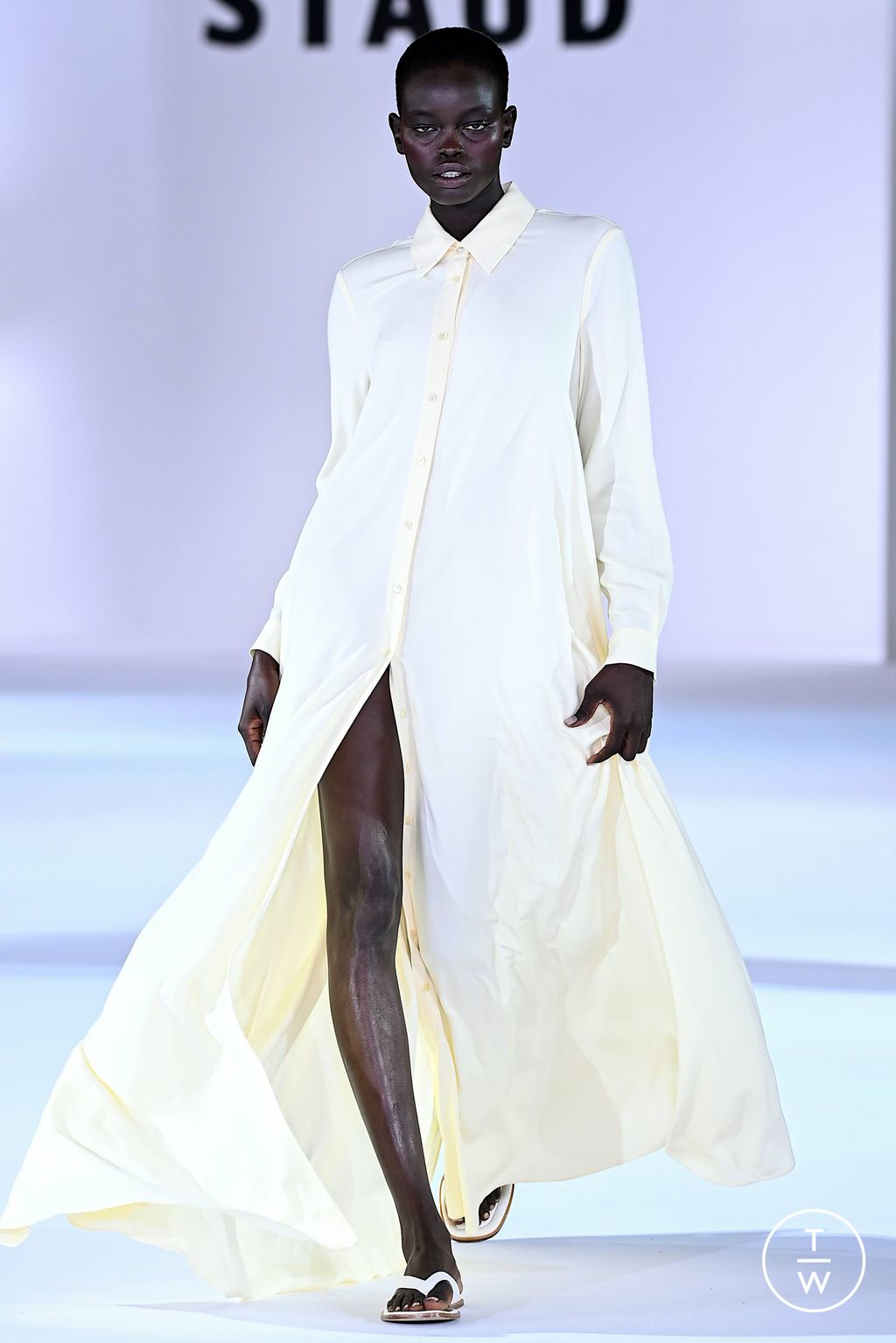 Fashion Week New York Spring/Summer 2024 look 36 from the Staud collection womenswear