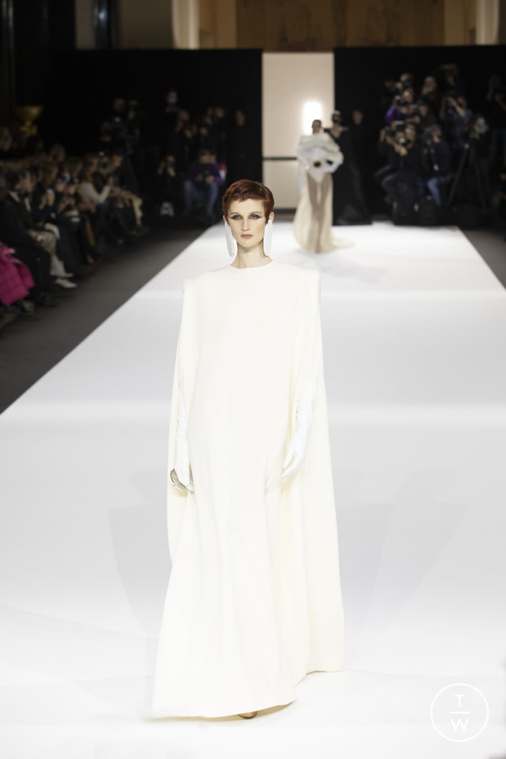 Fashion Week Paris Spring/Summer 2022 look 23 from the Stephane Rolland collection couture