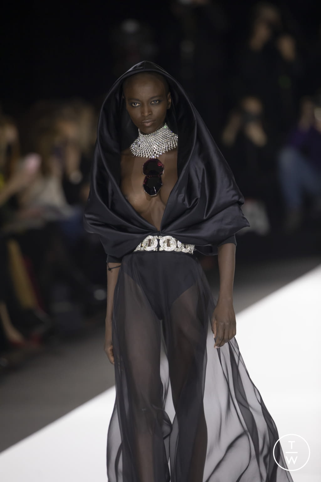 Fashion Week Paris Spring/Summer 2022 look 26 from the Stephane Rolland collection couture