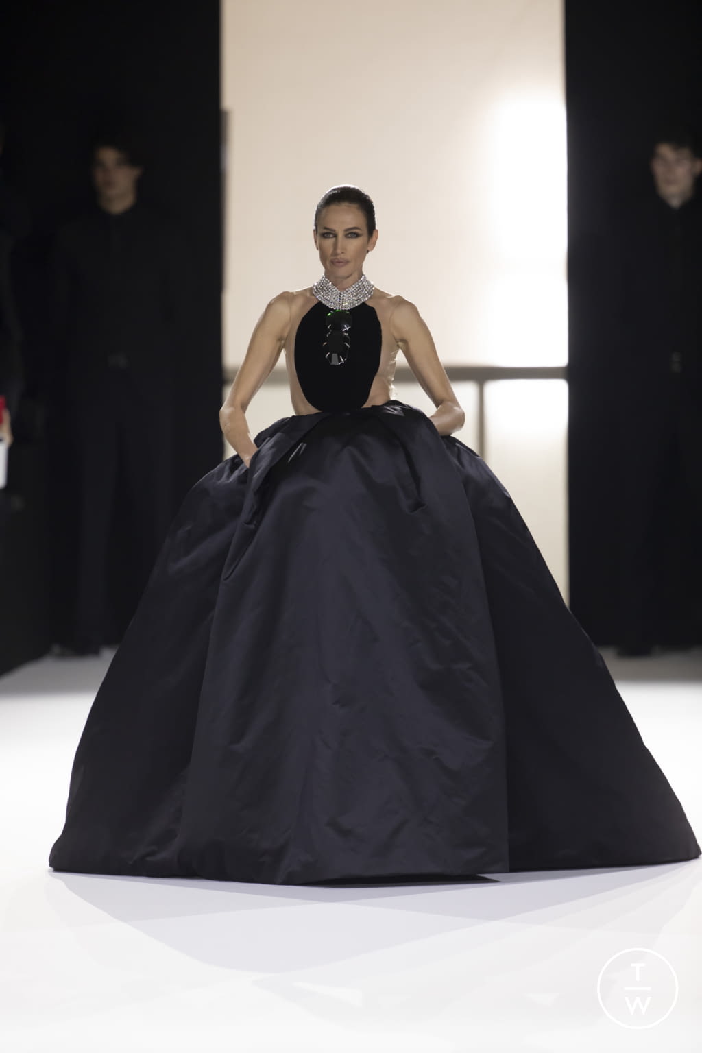 Fashion Week Paris Spring/Summer 2022 look 30 from the Stephane Rolland collection 高级定制