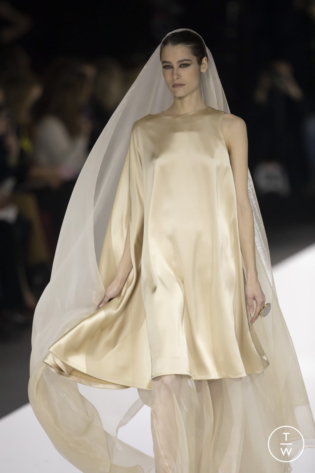 Fashion Week Paris Spring/Summer 2022 look 8 from the Stephane Rolland collection couture
