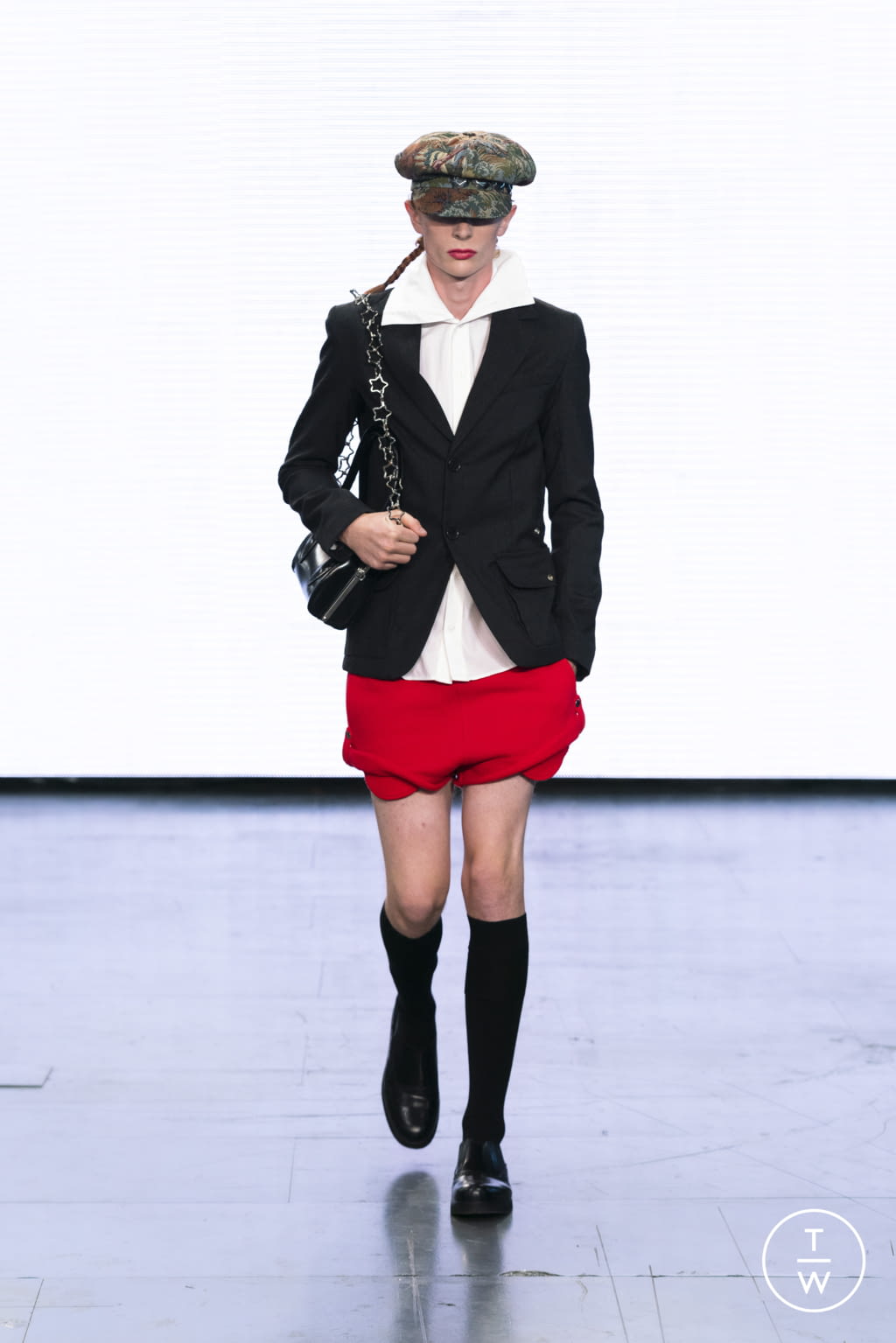 Fashion Week London Spring/Summer 2022 look 30 from the Stefan Cooke collection menswear