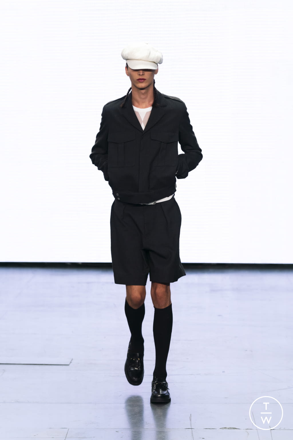 Fashion Week London Spring/Summer 2022 look 6 from the Stefan Cooke collection 男装