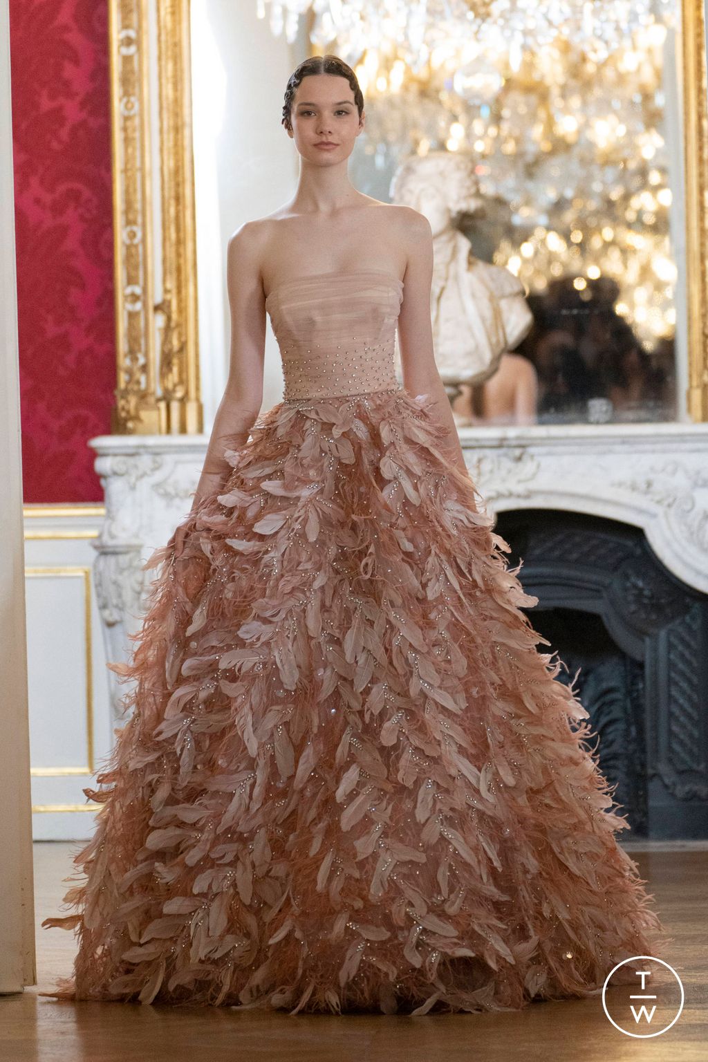 Fashion Week Paris Fall/Winter 2022 look 15 from the Stefan Djokovich collection couture