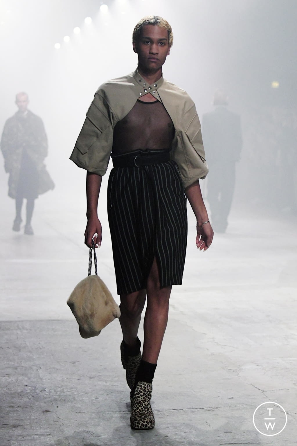 Fashion Week Florence - Pitti Fall/Winter 2020 look 12 de la collection Stefano Pilati for RANDOM IDENTITIES menswear