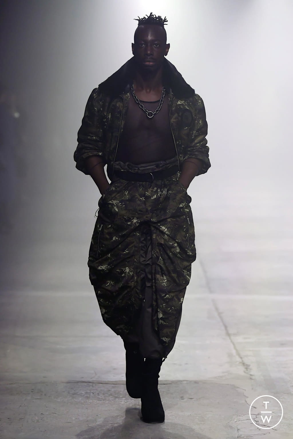 Fashion Week Florence - Pitti Fall/Winter 2020 look 15 from the Stefano Pilati for RANDOM IDENTITIES collection 男装