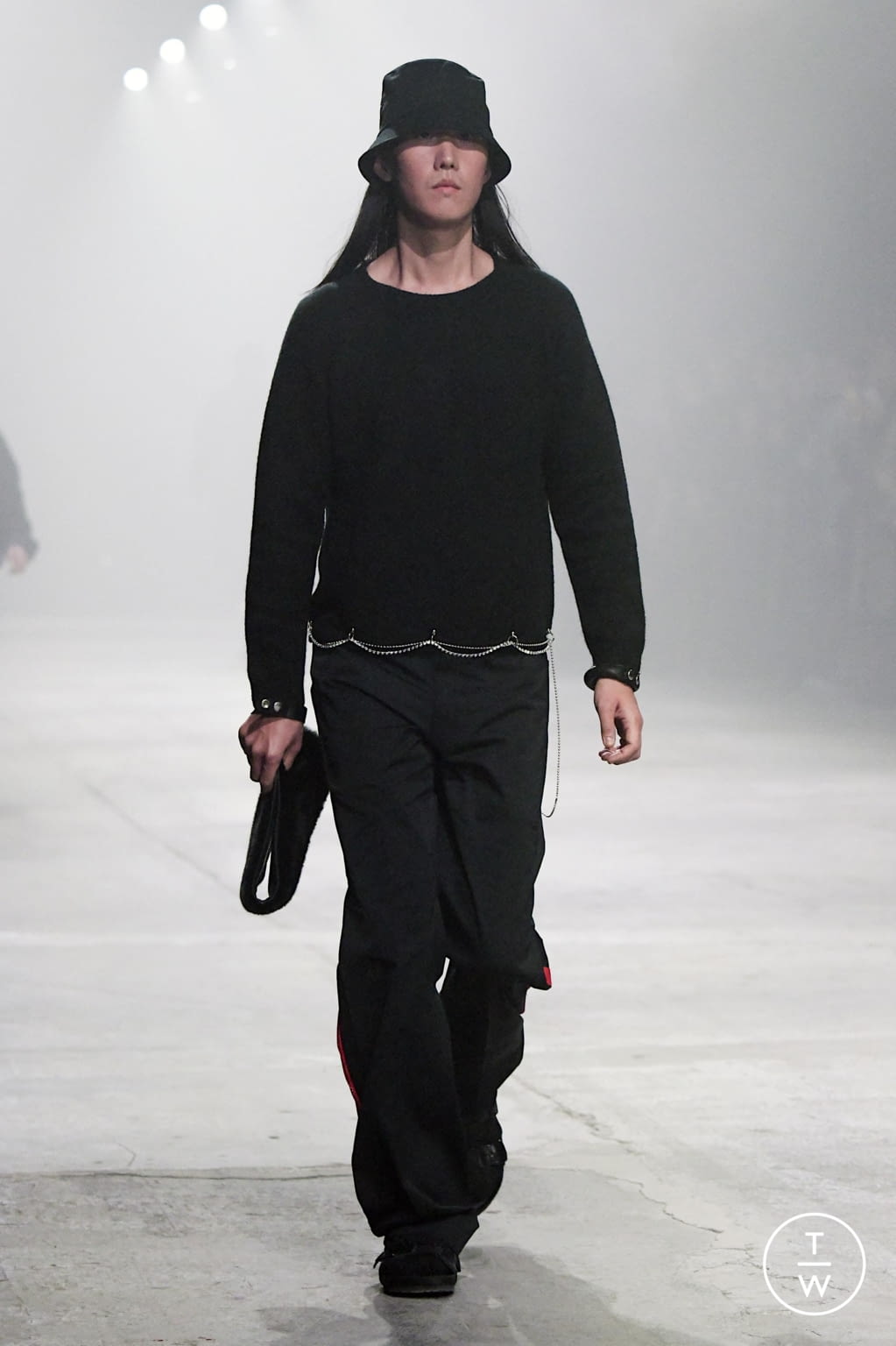 Fashion Week Florence - Pitti Fall/Winter 2020 look 25 from the Stefano Pilati for RANDOM IDENTITIES collection menswear