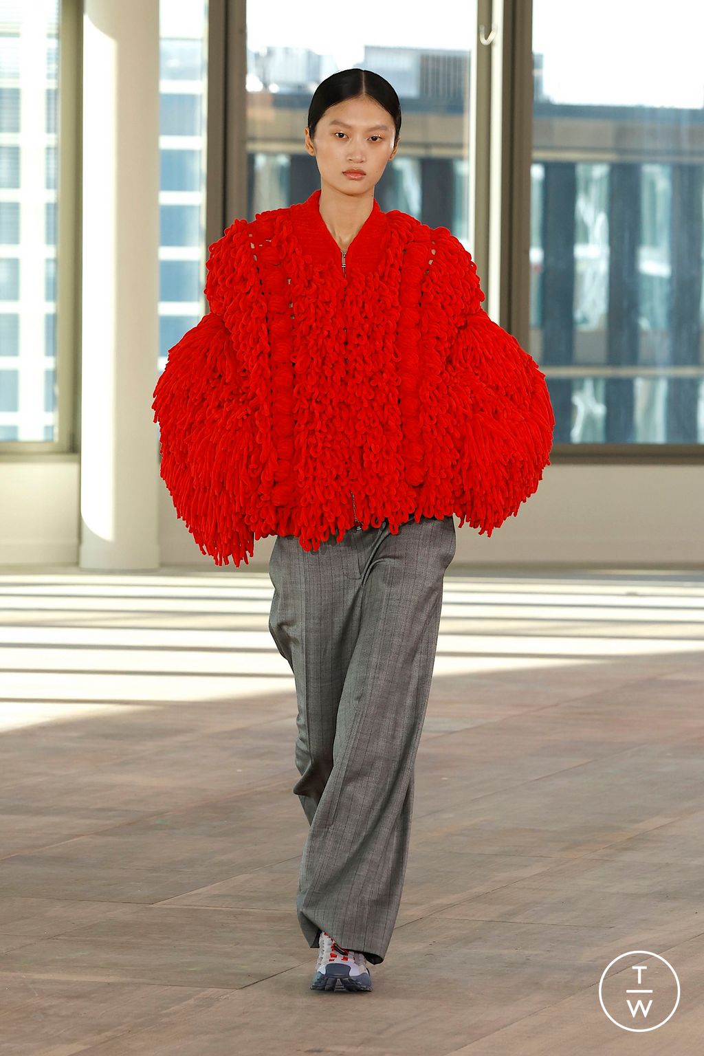 Fashion Week Paris Fall/Winter 2025 look 6 from the Stella McCartney collection womenswear