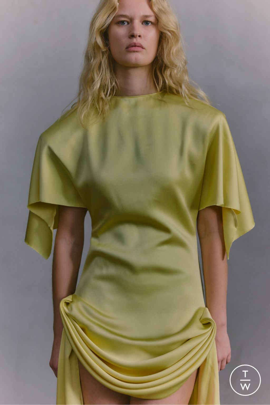 Fashion Week Paris Pre-Fall 2026 look 39 from the Stella McCartney collection womenswear