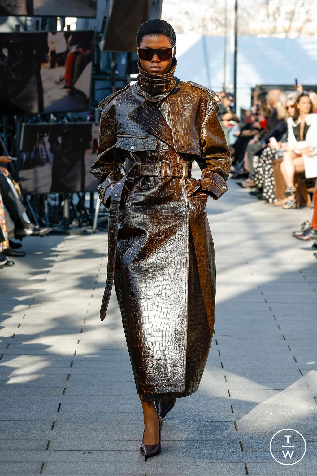 Fashion Week Paris Fall/Winter 2024 look 5 from the Stella McCartney collection womenswear