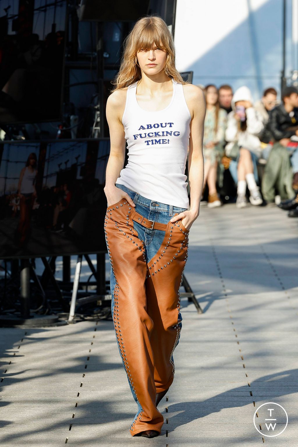 Fashion Week Paris Fall/Winter 2024 look 38 de la collection Stella McCartney womenswear