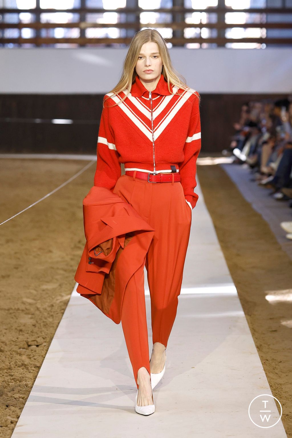 Fashion Week Paris Fall/Winter 2026 look 33 from the Stella McCartney collection womenswear
