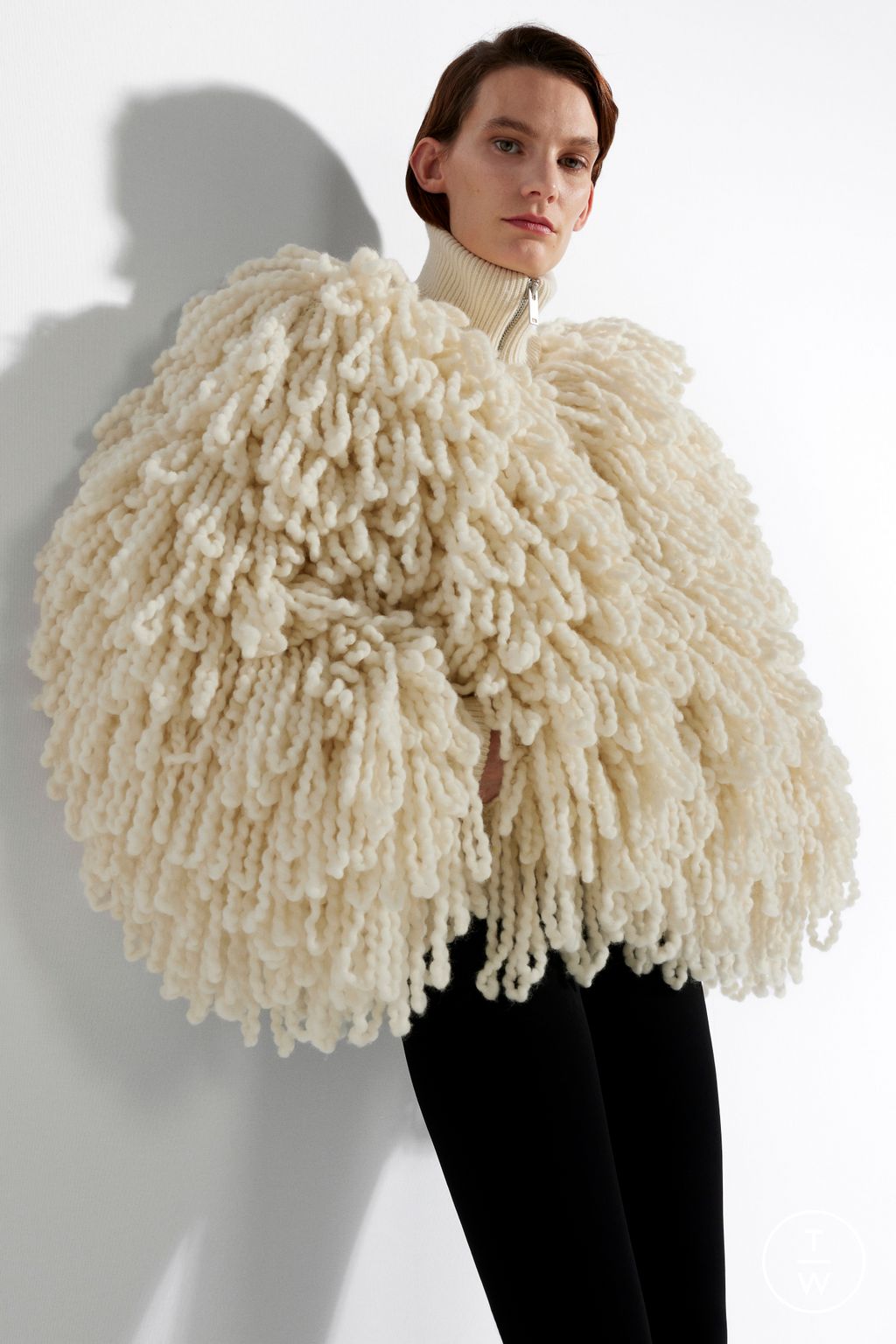 Fashion Week Paris Pre-Fall 2025 look 1 from the Stella McCartney collection womenswear