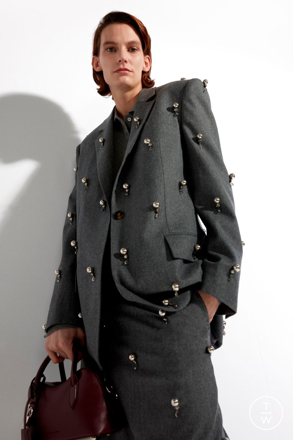 Fashion Week Paris Pre-Fall 2025 look 15 from the Stella McCartney collection 女装