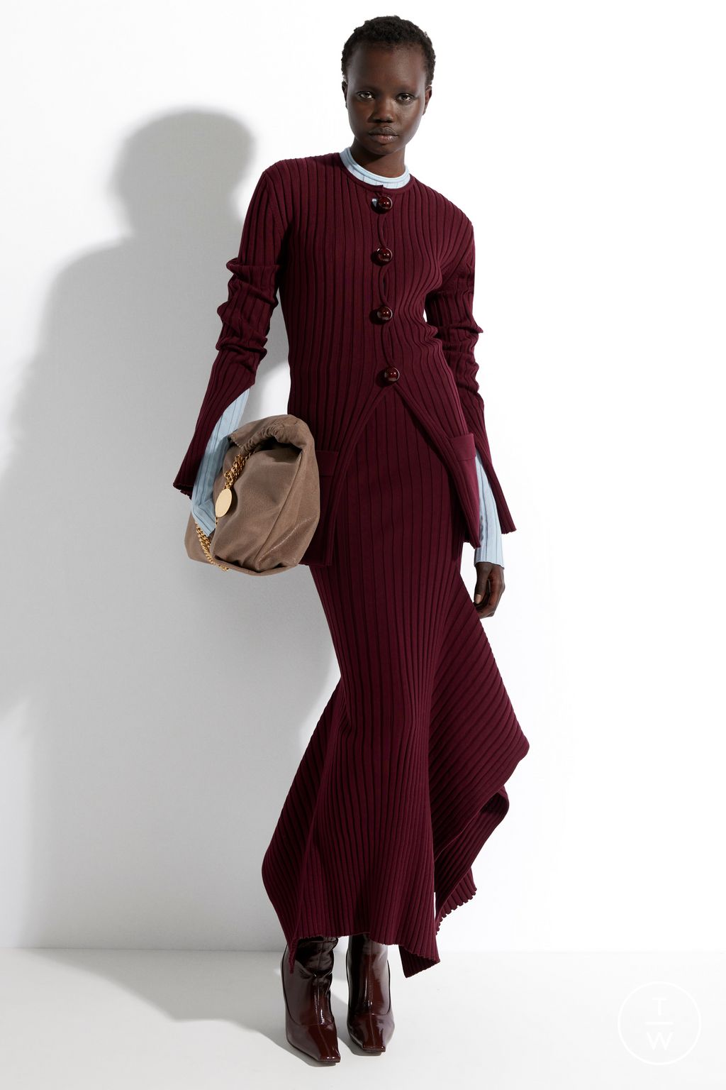Fashion Week Paris Pre-Fall 2025 look 31 de la collection Stella McCartney womenswear