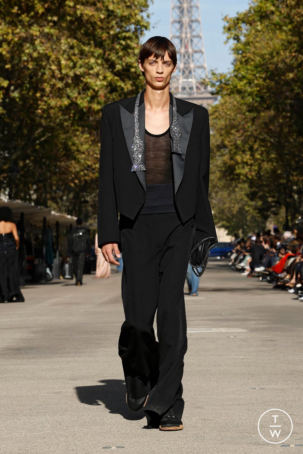 Fashion Week Paris Spring/Summer 2024 look 25 from the Stella McCartney collection womenswear