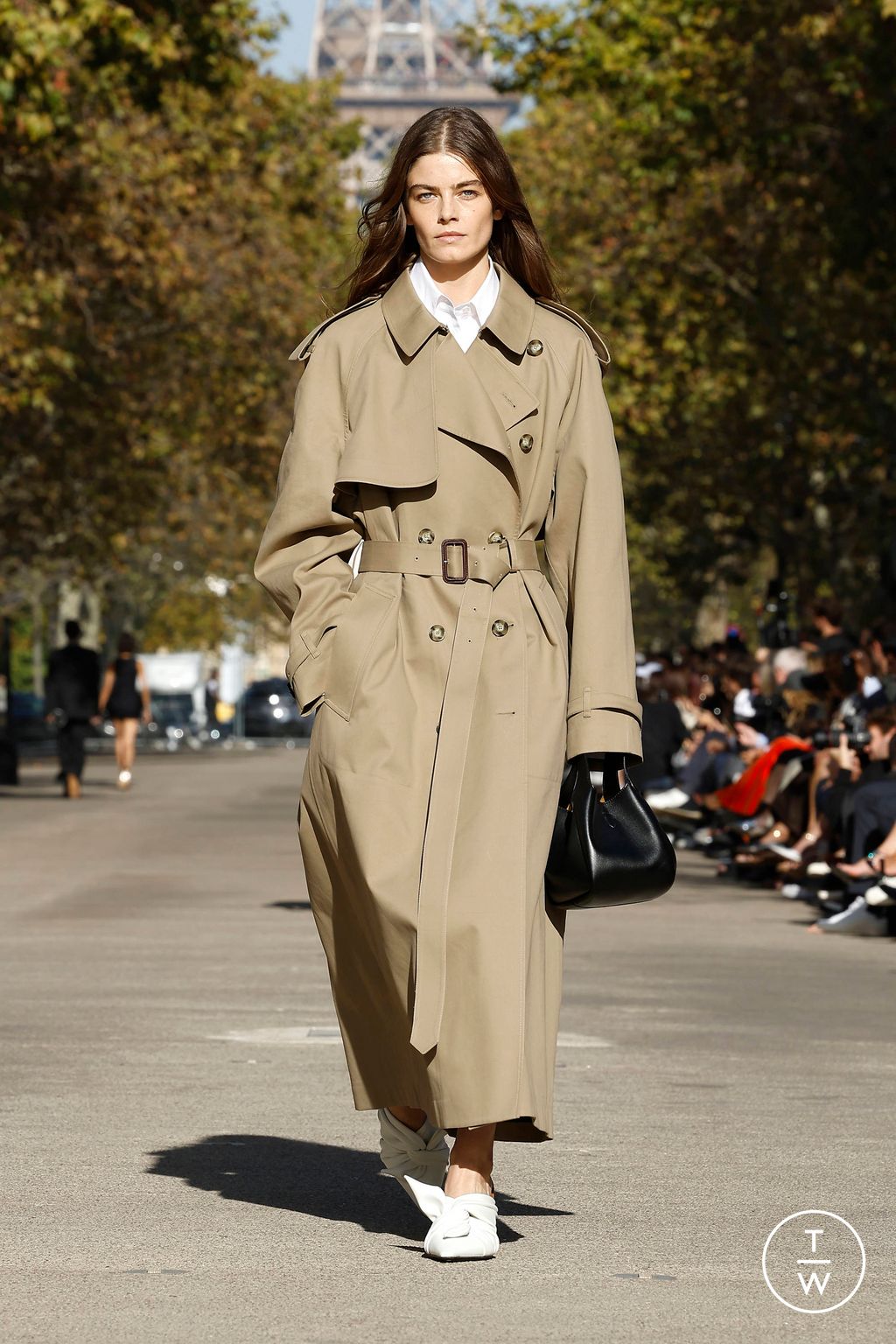 Fashion Week Paris Spring/Summer 2024 look 29 from the Stella McCartney collection womenswear