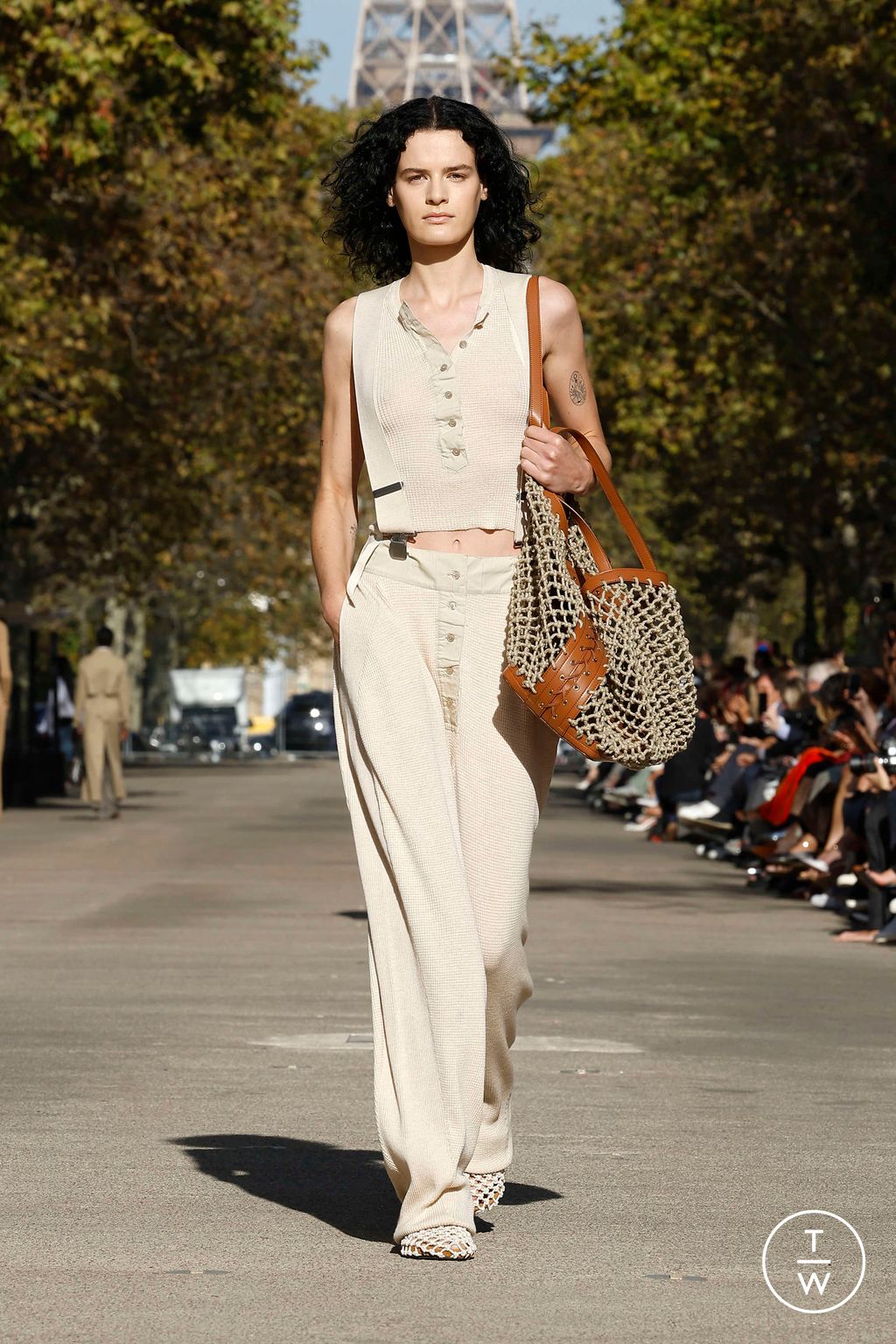 Fashion Week Paris Spring/Summer 2024 look 31 from the Stella McCartney collection womenswear