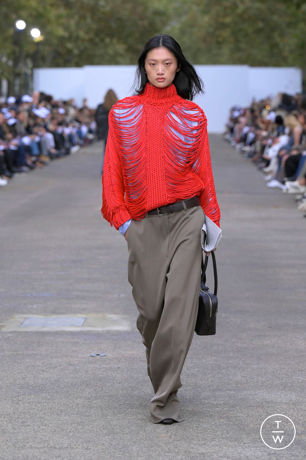 Fashion Week Paris Spring-Summer 2025 look 6 from the Stella McCartney collection womenswear
