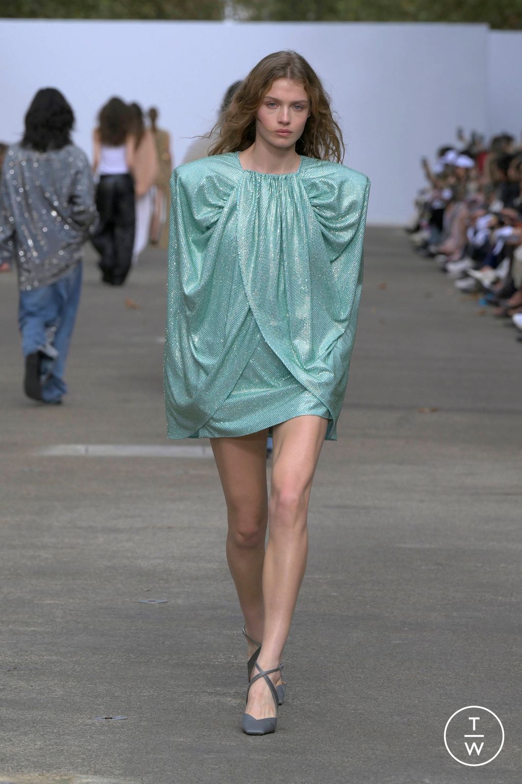 Fashion Week Paris Spring/Summer 2025 look 26 from the Stella McCartney collection womenswear