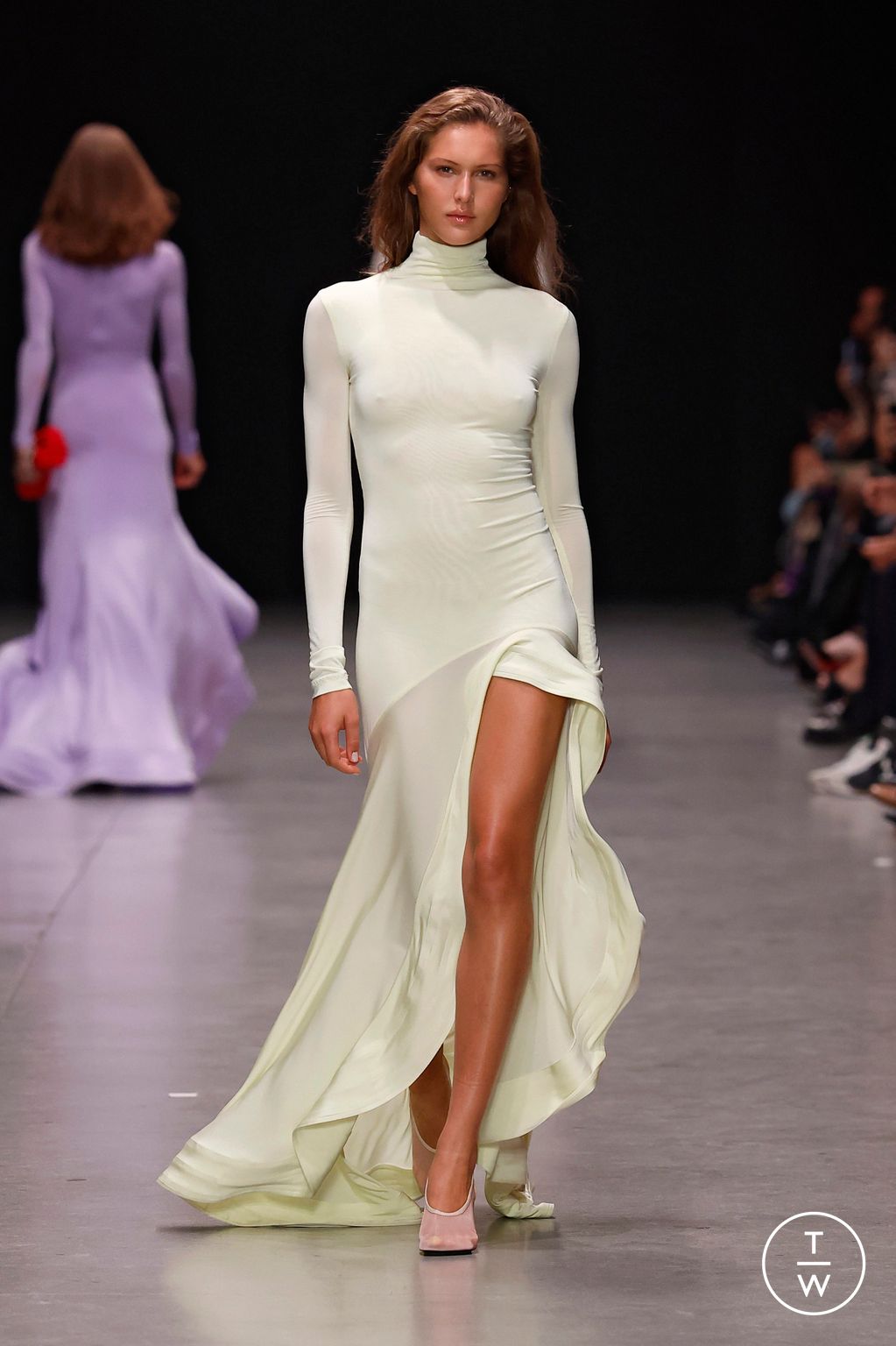 Fashion Week Paris Spring/Summer 2026 look 9 from the Stella McCartney collection womenswear