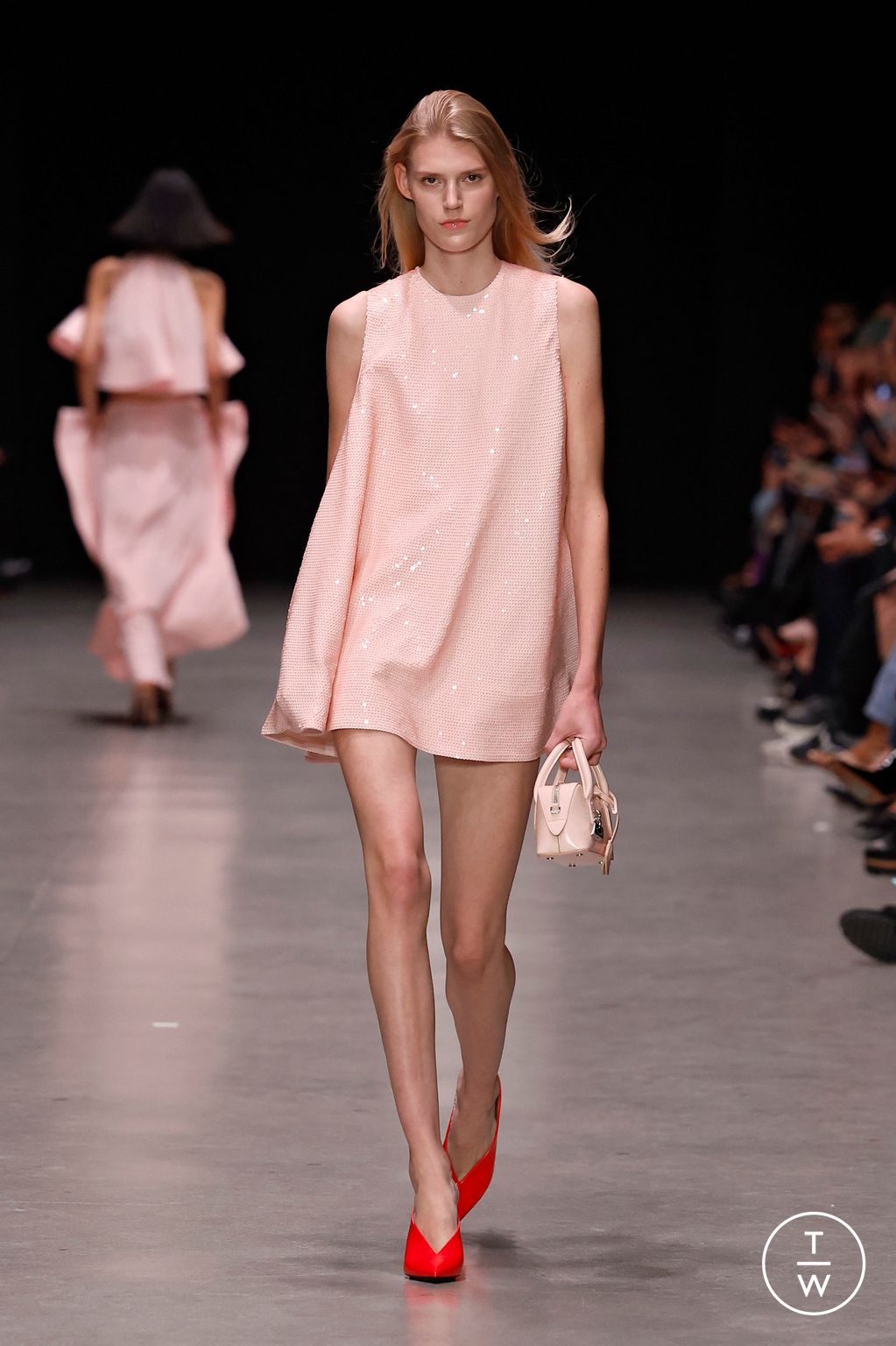 Fashion Week Paris Spring/Summer 2026 look 13 from the Stella McCartney collection womenswear