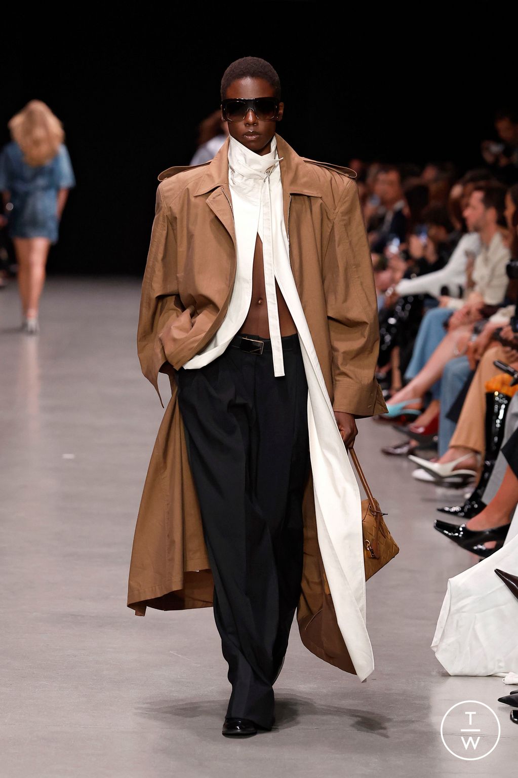 Fashion Week Paris Spring/Summer 2026 look 21 from the Stella McCartney collection womenswear