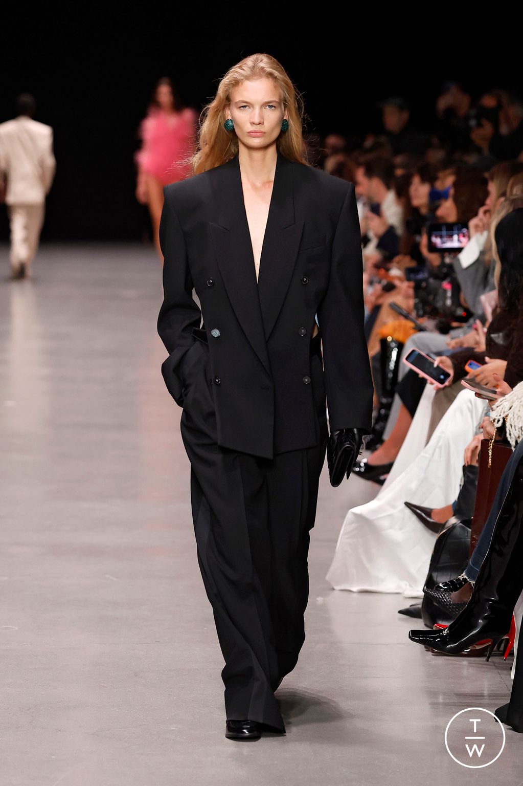 Fashion Week Paris Spring/Summer 2026 look 48 from the Stella McCartney collection womenswear