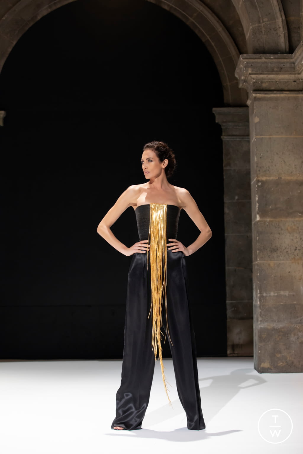 Fashion Week Paris Spring/Summer 2021 look 4 from the Stephane Rolland collection 高级定制