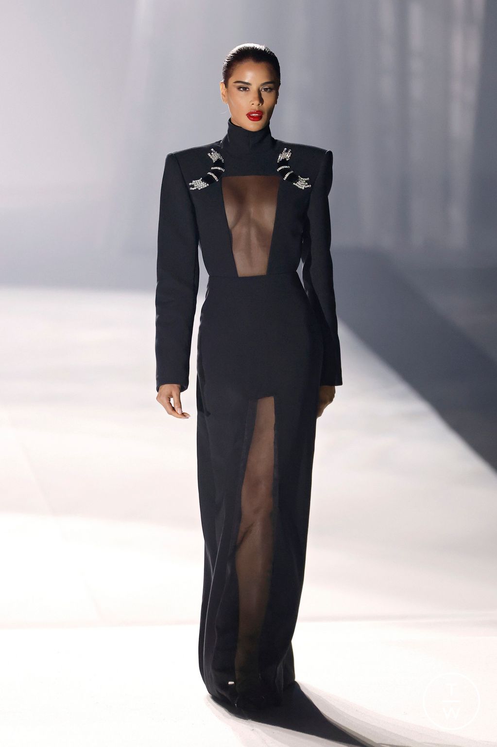 Fashion Week Paris Fall/Winter 2024 look 2 from the Stephane Rolland collection couture