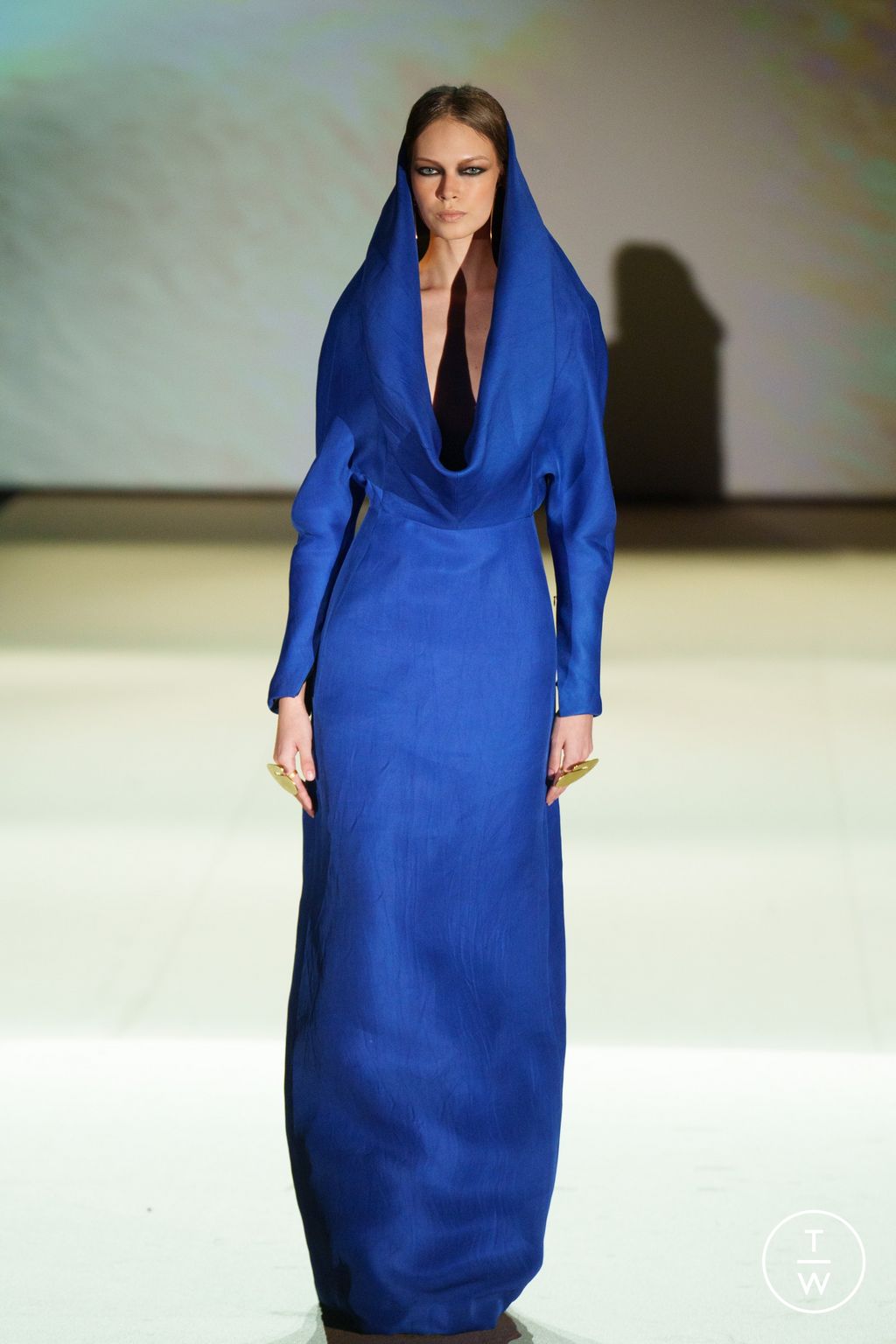 Fashion Week Paris Spring/Summer 2024 look 28 de la collection Stephane Rolland couture