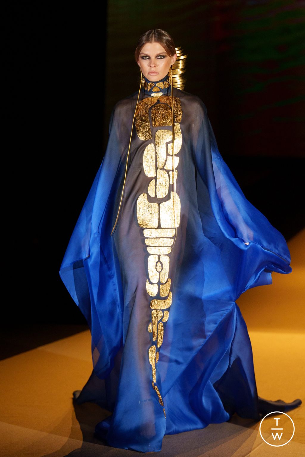 Fashion Week Paris Spring/Summer 2024 look 30 from the Stephane Rolland collection 高级定制