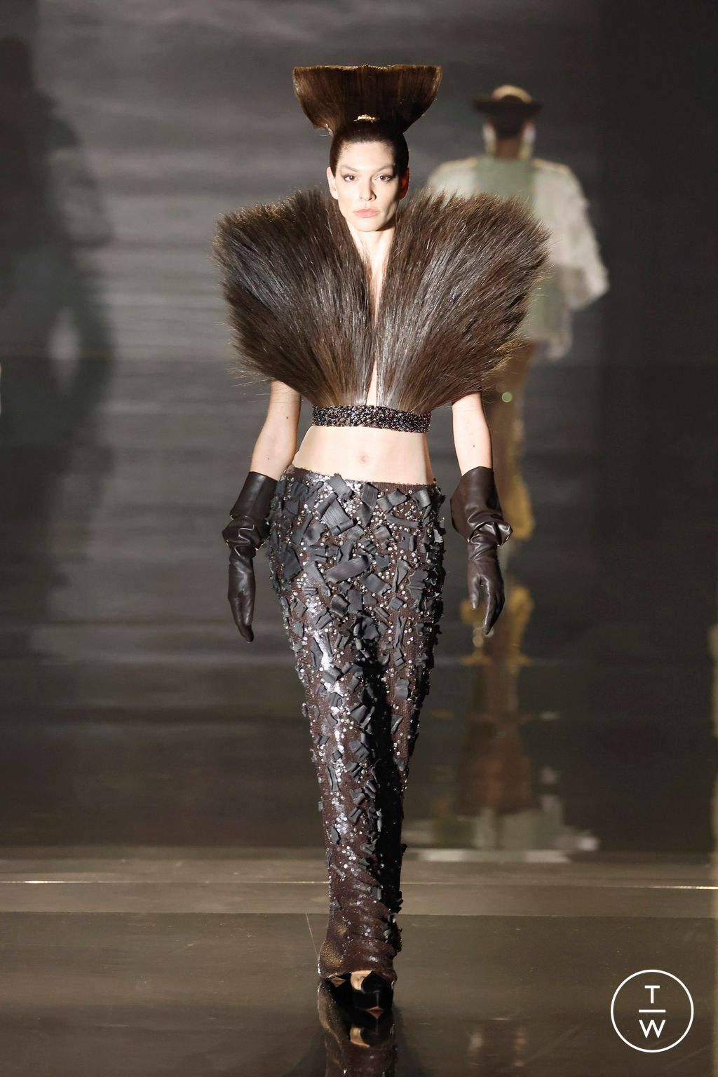 Fashion Week Paris Spring/Summer 2025 look 13 from the Stephane Rolland collection 高级定制