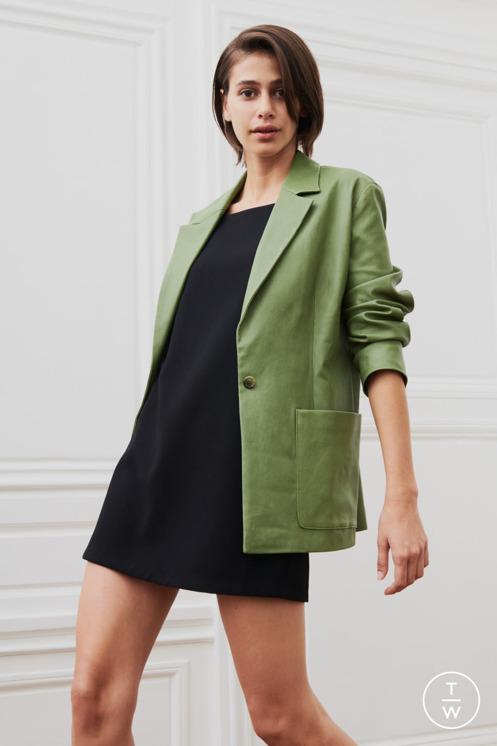 Fashion Week Paris Spring/Summer 2022 look 1 de la collection Stouls womenswear