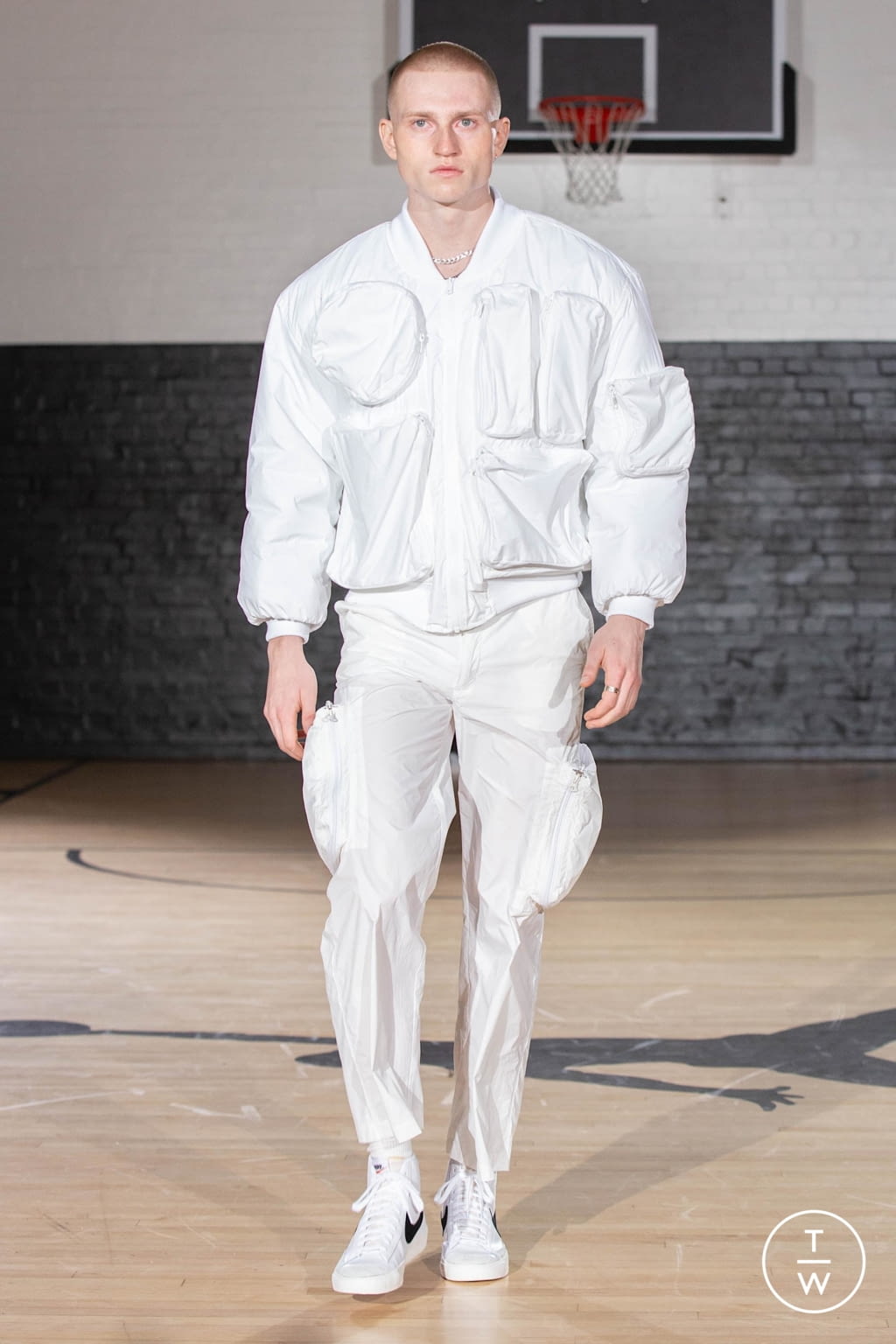 Fashion Week London Fall/Winter 2020 look 5 from the Studio Alch collection 男装