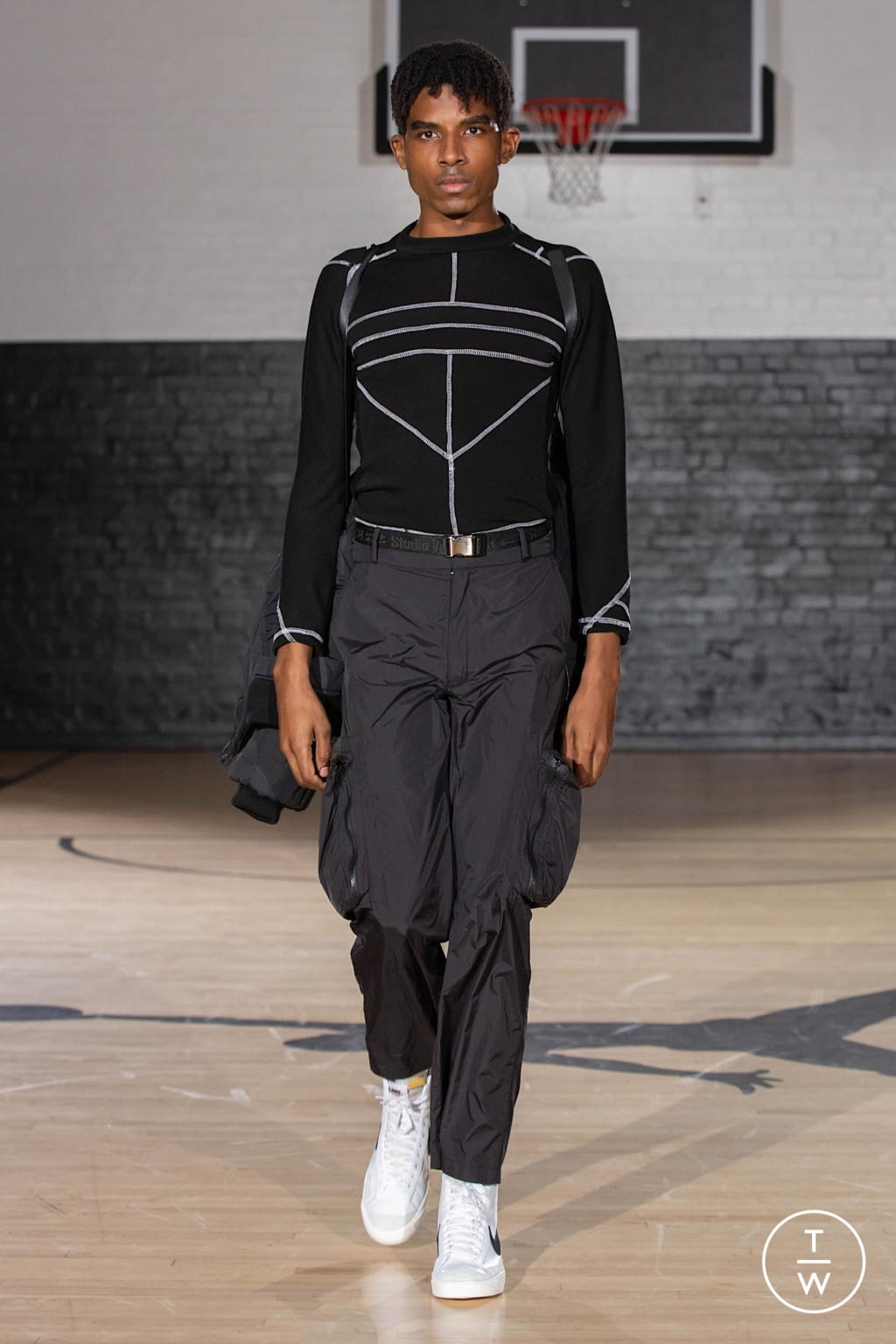 Fashion Week London Fall/Winter 2020 look 6 de la collection Studio Alch menswear