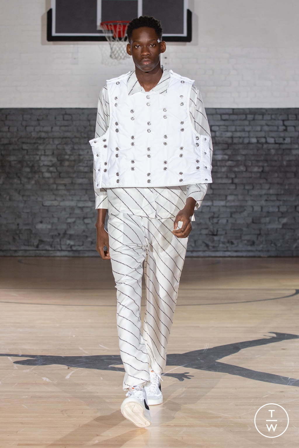 Fashion Week London Fall/Winter 2020 look 1 from the Studio Alch collection menswear