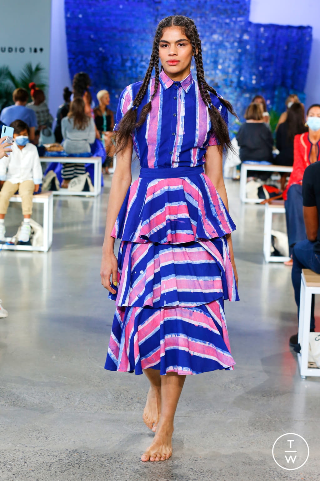Fashion Week New York Spring/Summer 2022 look 27 from the Studio 189 collection 女装