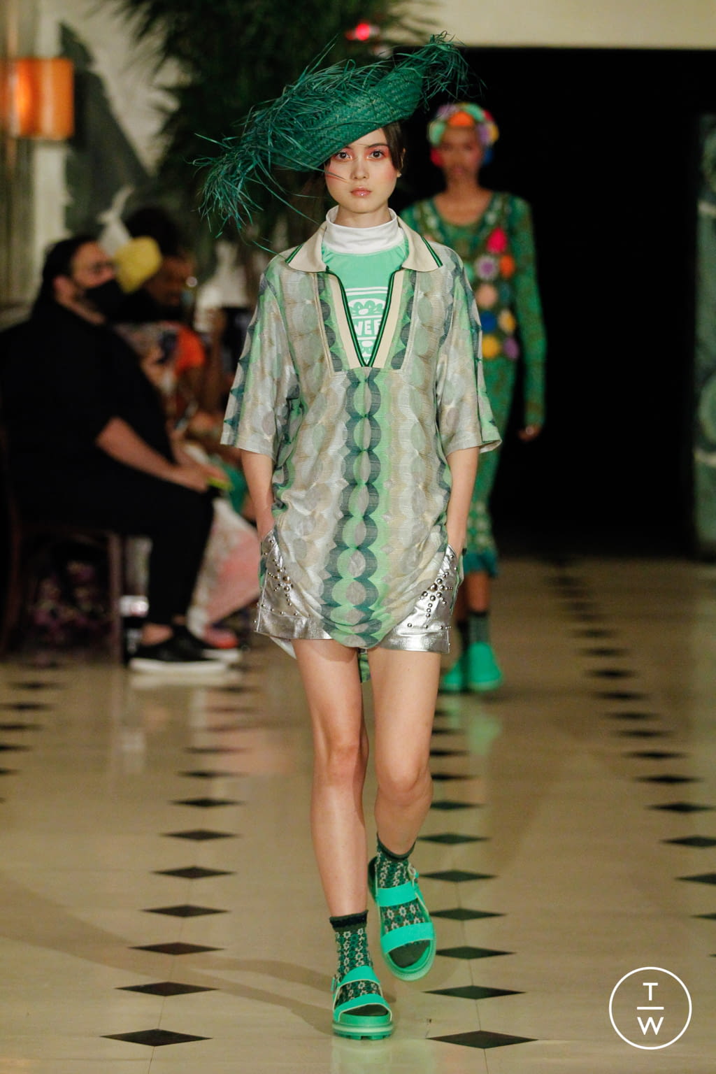 Fashion Week New York Spring/Summer 2022 look 11 from the Anna Sui collection womenswear