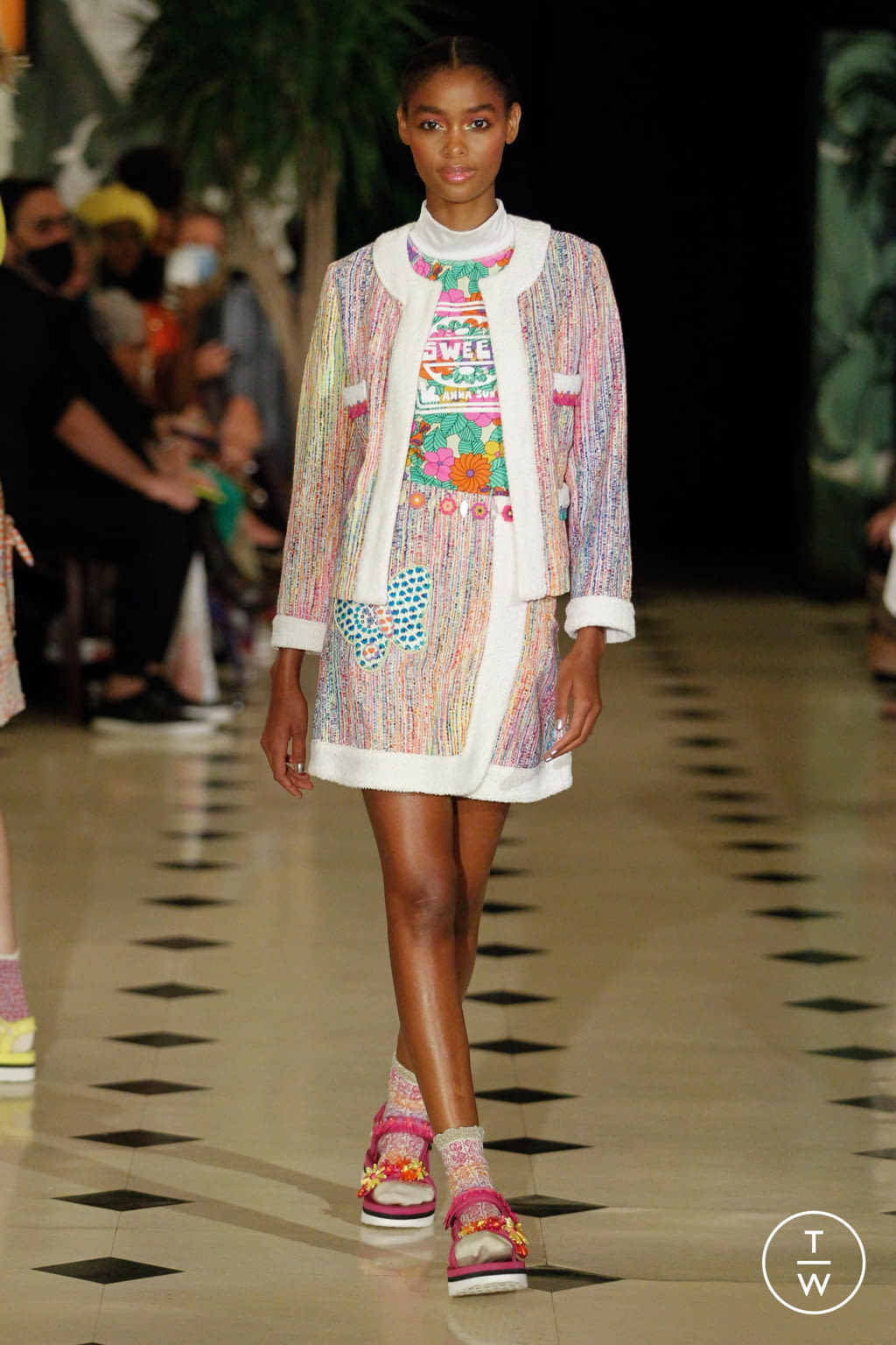 Fashion Week New York Spring/Summer 2022 look 16 from the Anna Sui collection womenswear