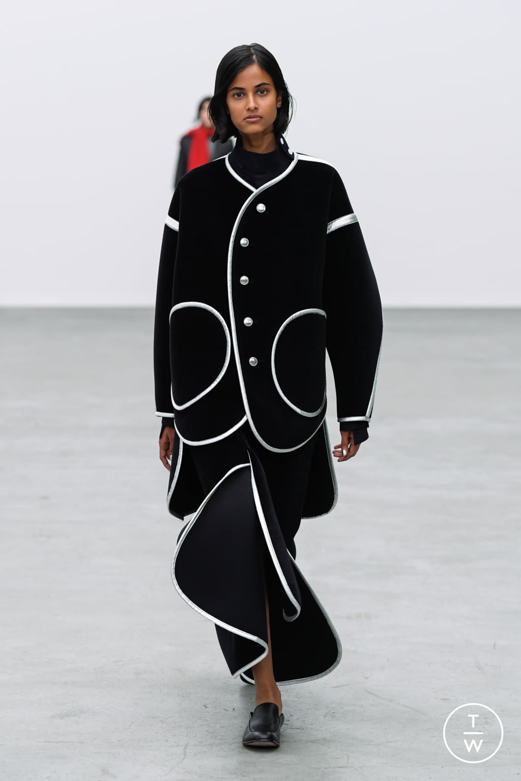 Fashion Week Paris Fall/Winter 2021 look 21 de la collection Sulvam menswear