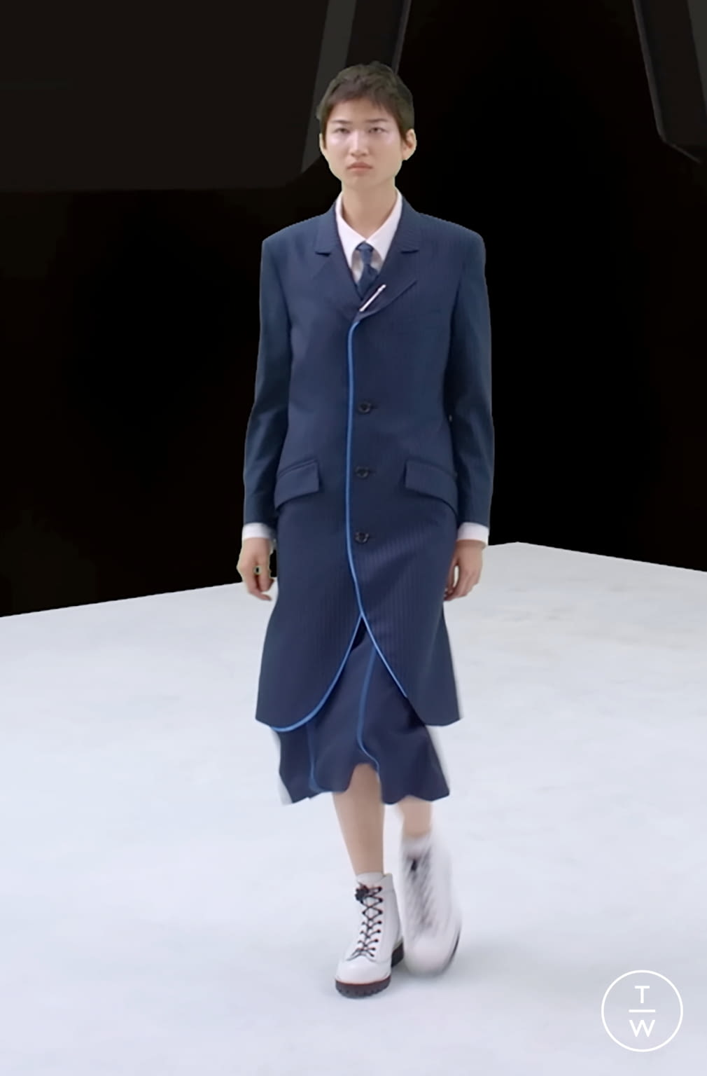 Fashion Week Paris Spring/Summer 2022 look 3 from the Sulvam collection menswear
