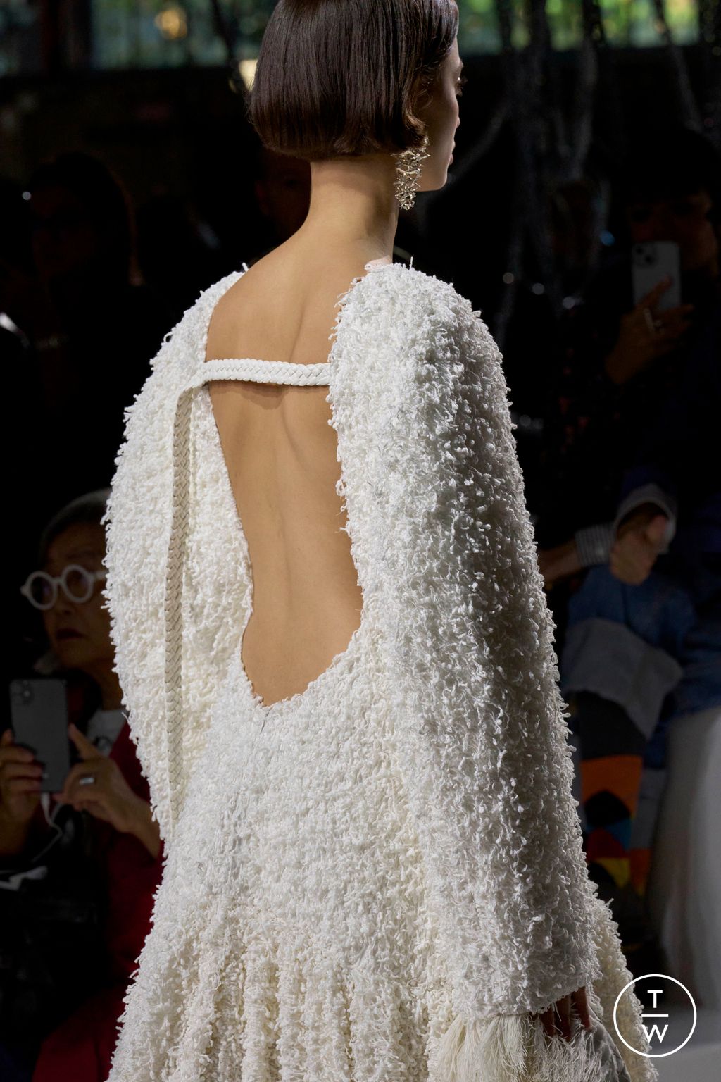 Fashion Week Milan Spring/Summer 2026 look 25 from the Bottega Veneta collection womenswear accessories