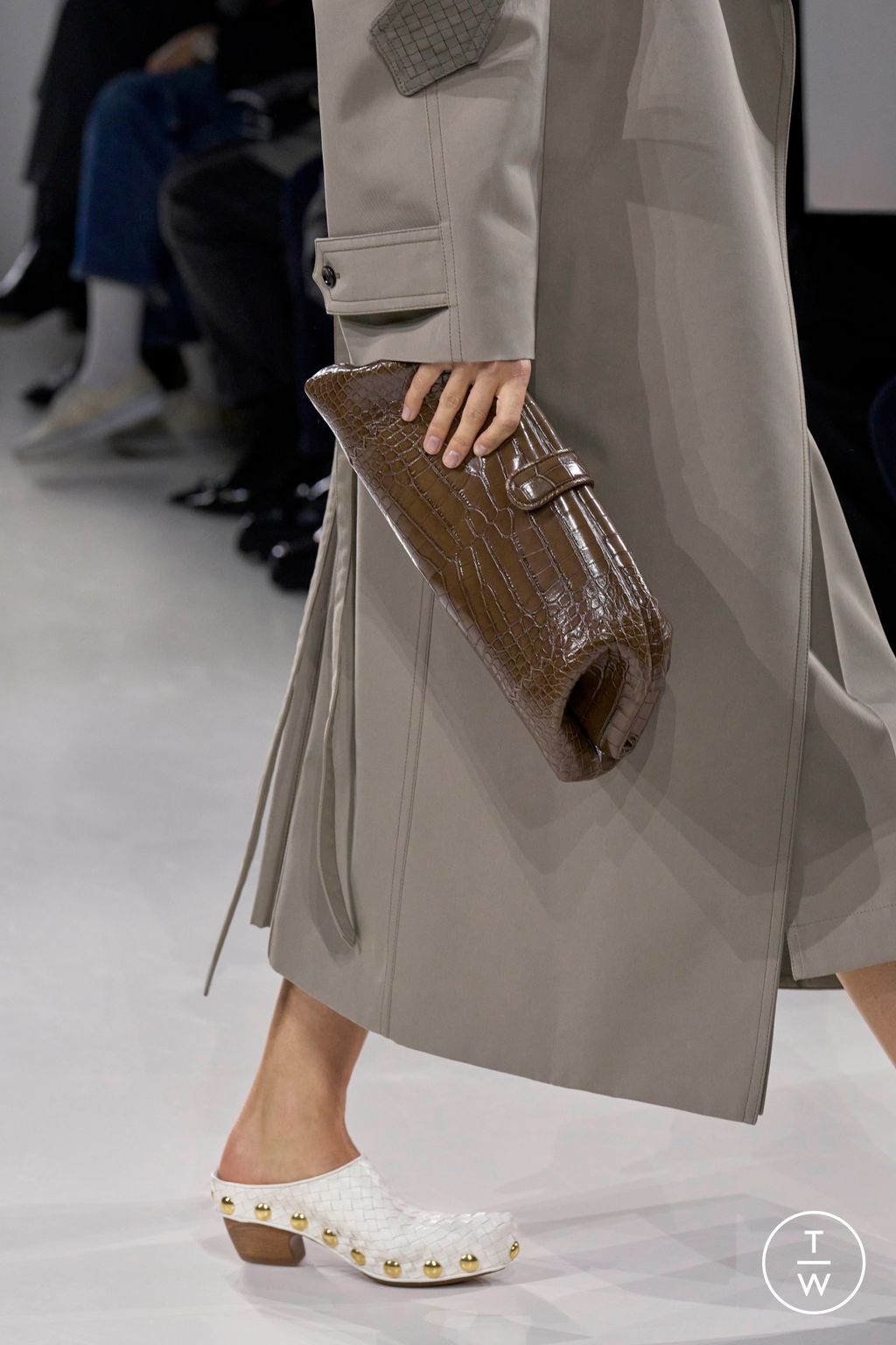 Fashion Week Milan Spring/Summer 2026 look 46 from the Bottega Veneta collection womenswear accessories