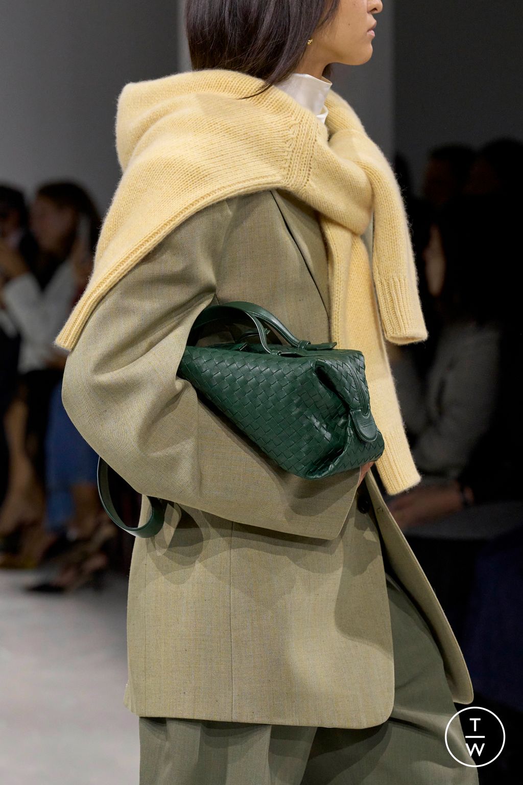 Fashion Week Milan Spring/Summer 2026 look 48 from the Bottega Veneta collection womenswear accessories