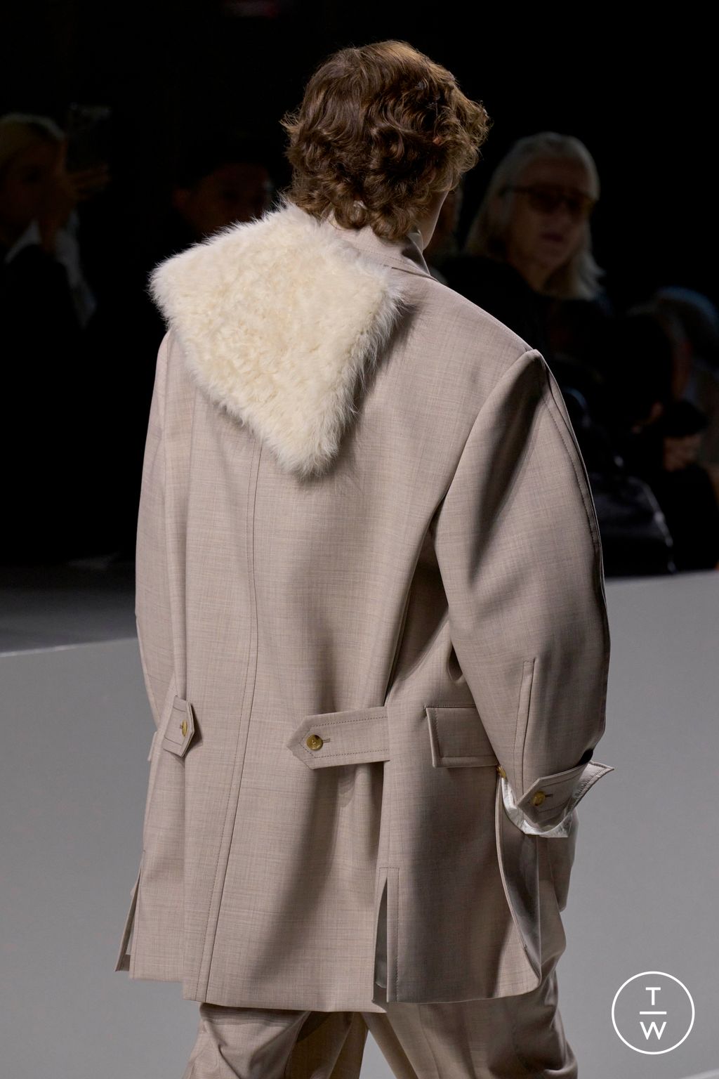 Fashion Week Milan Spring/Summer 2026 look 53 from the Bottega Veneta collection womenswear accessories