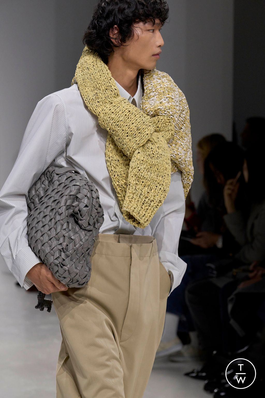 Fashion Week Milan Spring/Summer 2026 look 58 from the Bottega Veneta collection womenswear accessories